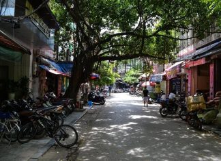 Một con phố Hà Nội.