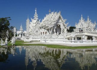 Chùa Wat Rong Khun hay còn gọi là chùa Trắng