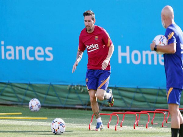Tin thể thao sáng 2/8: Barca chưa cho phép Messi tập luyện