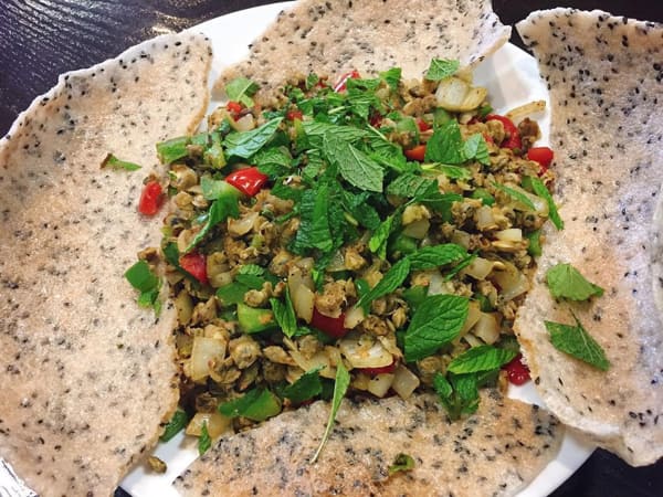 Bánh Đập - Hến Xào