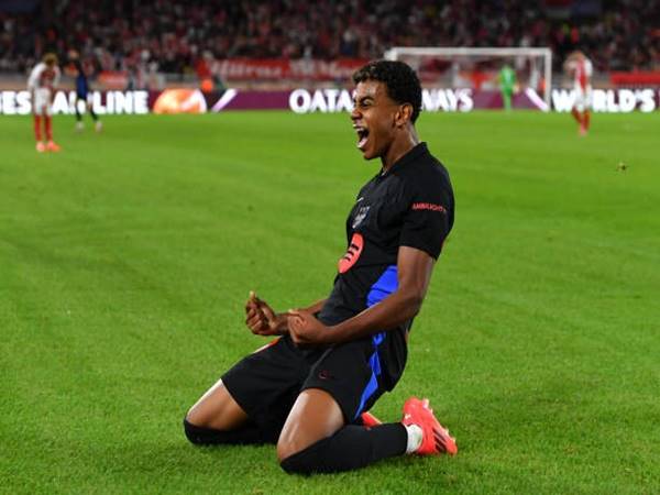 Tin Barca 6/2: Yamal san bằng một kỷ lục của Messi