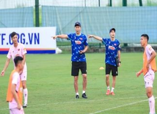Chia sẻ bí quyết cách xoay tua đội hình trong bóng đá