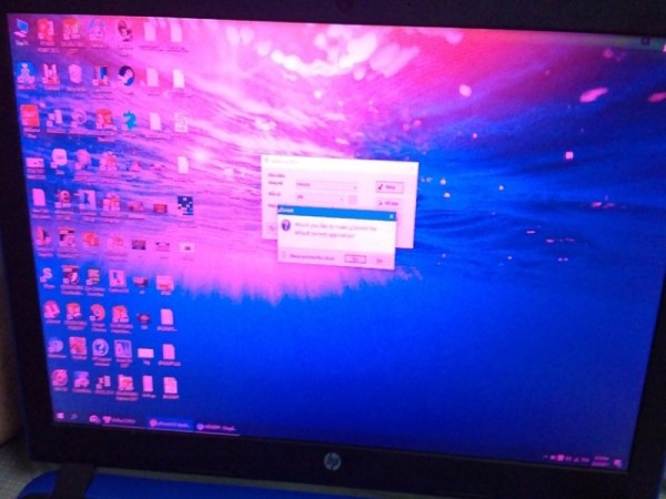 Xử lý khi màn hình laptop bị nhòe nhanh gọn trong tích tắc