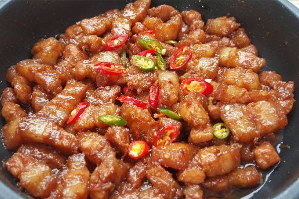 Cách nấu thịt kho mắm ruốc đậm đà chuẩn vị miền Trung