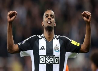 Tin BĐ: Alexander Isak đòi lương kỷ lục để ở lại Newcastle