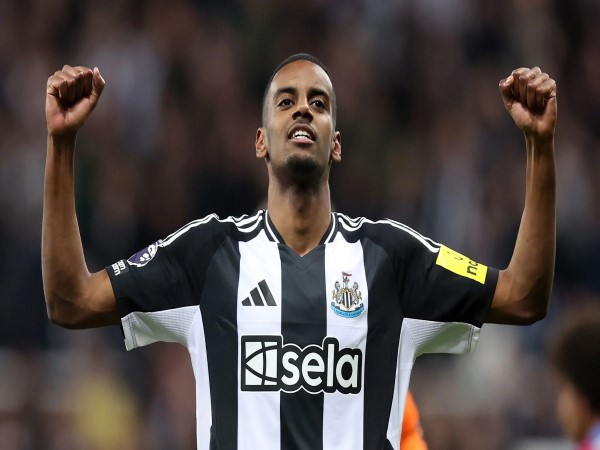 Tin BĐ: Alexander Isak đòi lương kỷ lục để ở lại Newcastle