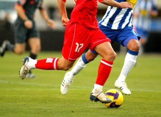 Cầu thủ sau khi chuyền bóng nên làm gì bước tiếp theo