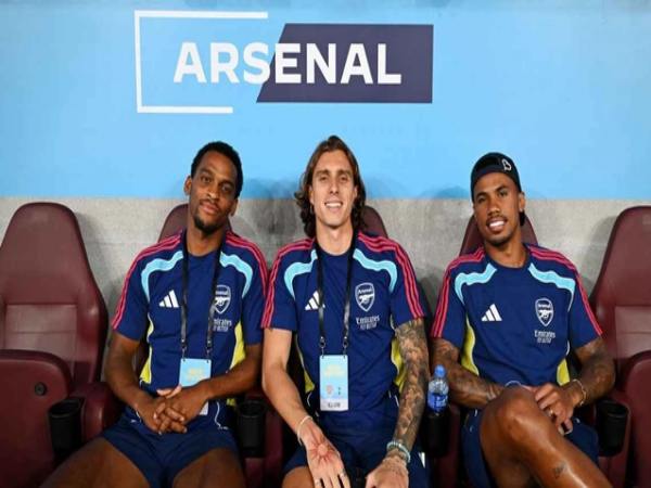 Tin thể thao: 3 trụ cột hàng thủ Arsenal sẵn sàng tái xuất