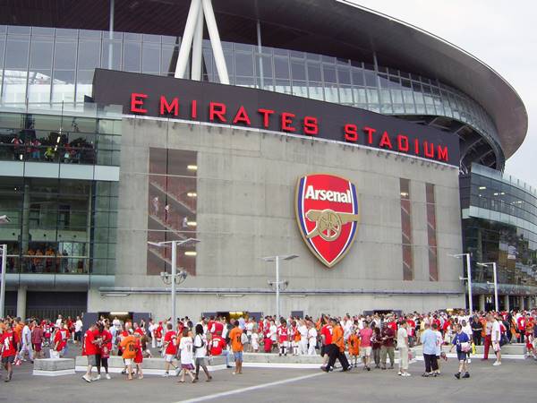 Sân vận động Emirates biểu tượng hiện đại của Arsenal
