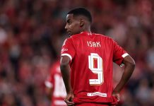 Tin Liverpool 20/10: Isak có khởi đầu đầy khó khăn tại Liverpool