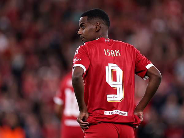 Tin Liverpool 20/10: Isak có khởi đầu đầy khó khăn tại Liverpool