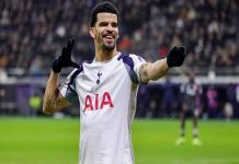 Tin Tottenham: HLV Frank khen hết lời Solanke sau trận hòa