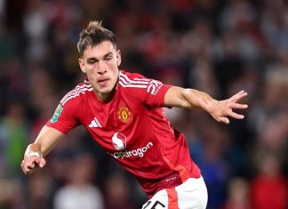 Tin MU: Tiền vệ Ugarte tìm lại tự tin tại ĐTQG