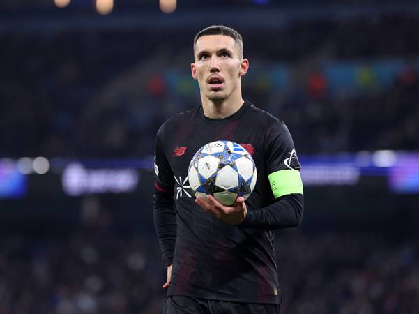 Sự thích hợp của Alejandro Grimaldo đối với Barca