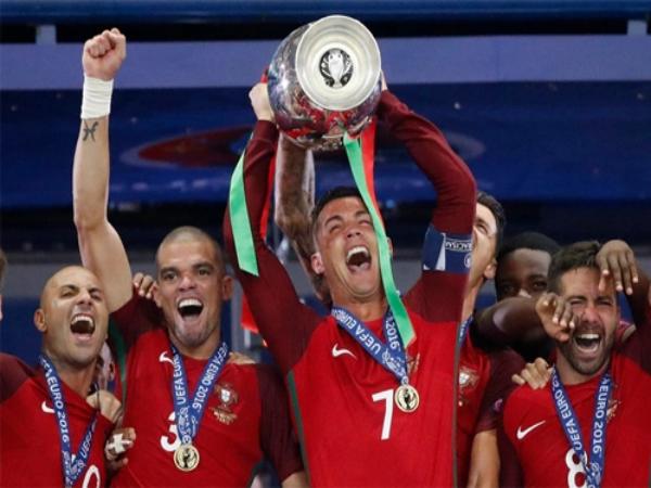 Ronaldo vô địch Euro 2016
