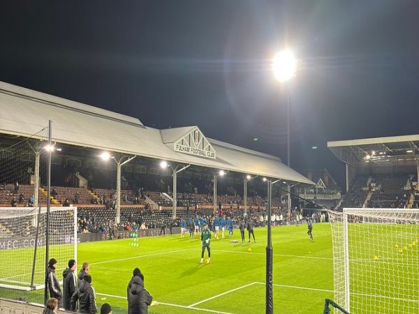 Sân Craven Cottage: Sân nhà lịch sử của Fulham FC